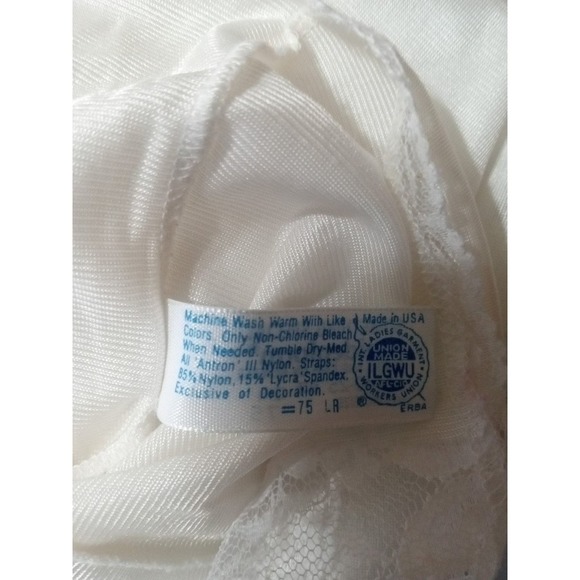 Vintage MaidenForm white lace full slip, size 34 - Picture 5 of 5